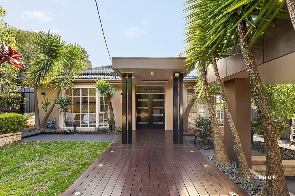 5 Robinhood Road, Ivanhoe East, VIC 3079