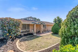 64 Glencoe Loop, Kinross