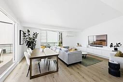320/637-641 Pittwater Road, Dee Why