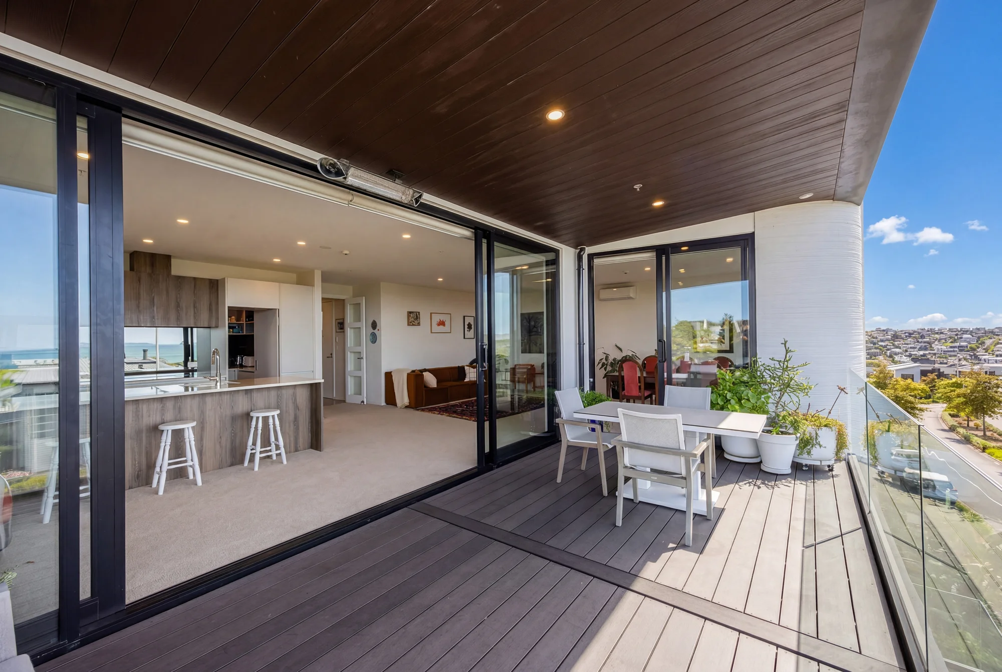 Long Bay 3कमरा Stunning Ocean & Park View | Luxury