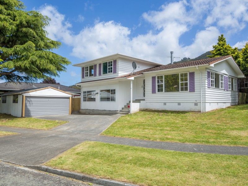 7 Montana Road, Totara Park, Upper Hutt, 4 Schlafzimmer, 1 Badezimmer