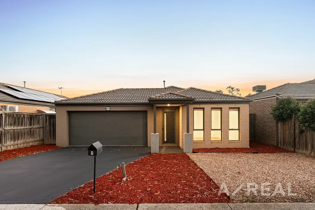 Modern Comfort in the Heart of Doreen