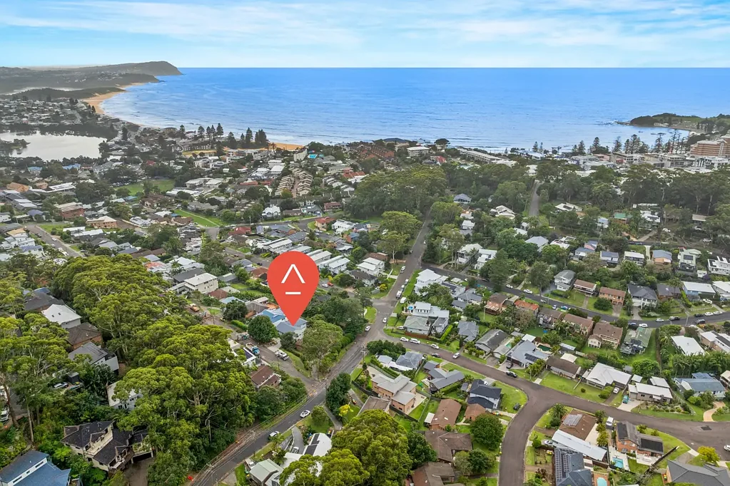 Terrigal 4ห้องนอน Sunny, spacious and moments to the sand