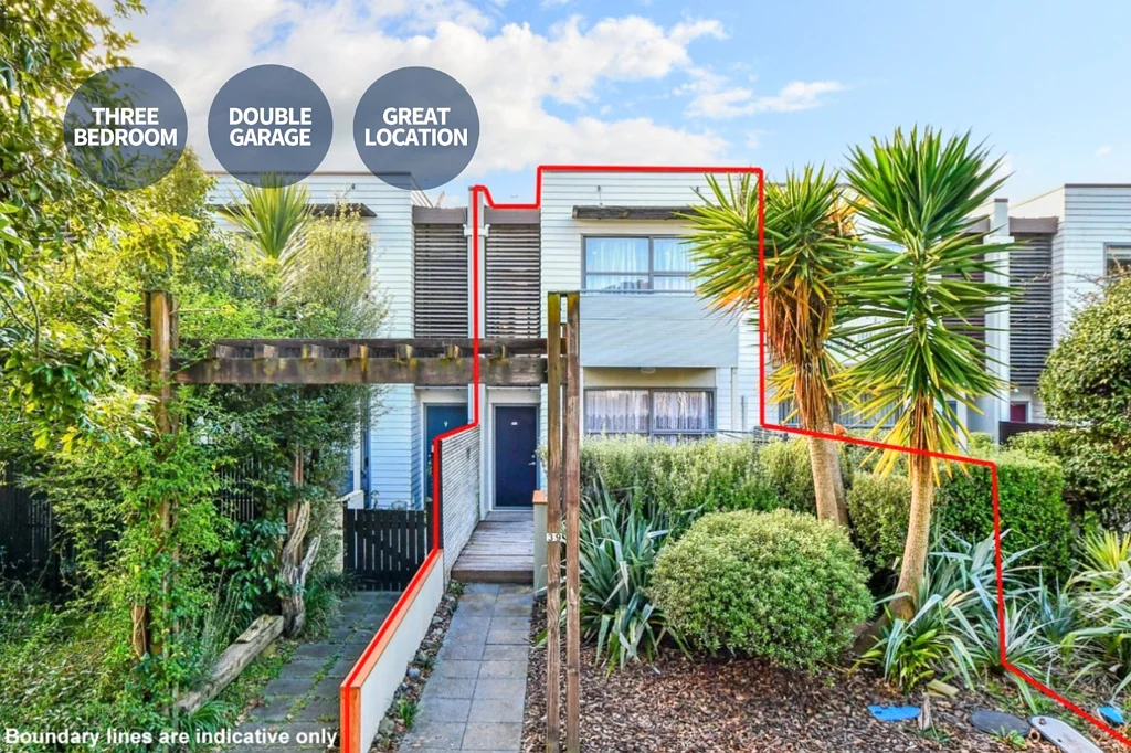 Addison Park's Trendy Townhouse