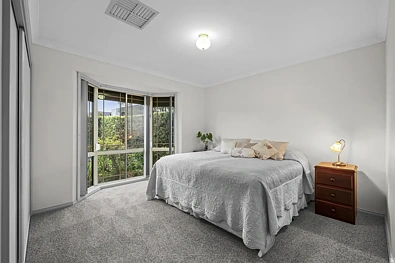 22 Howard Street, Epping, VIC 3076, 2 Schlafzimmer, 1 Badezimmer, House