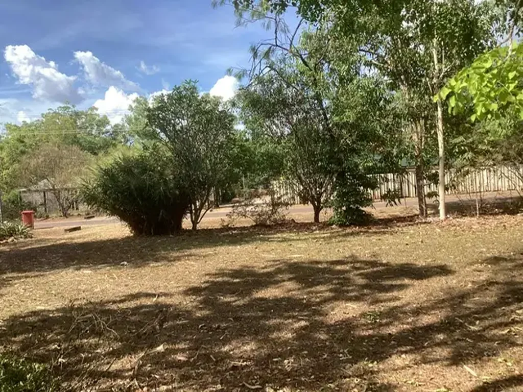 Batchelor  Vacant Town Block 1340 Square Metres!