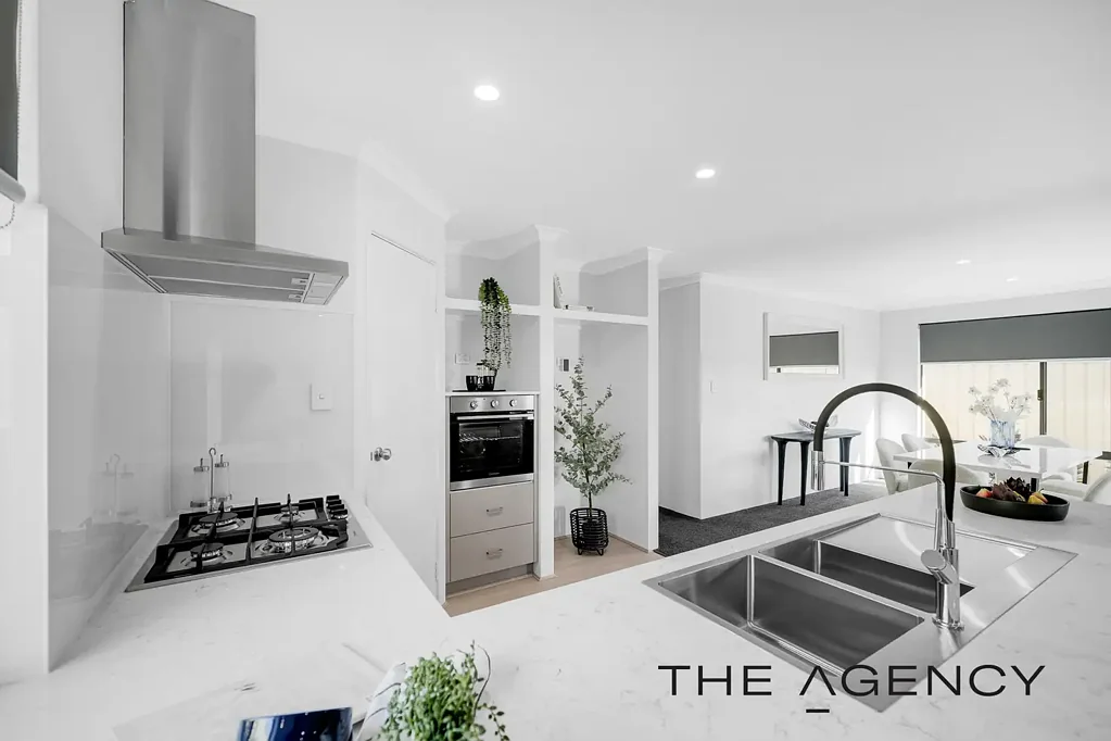 Madeley 4chambre Renovated, Move-In Ready 4x2 – Offers From $999,999