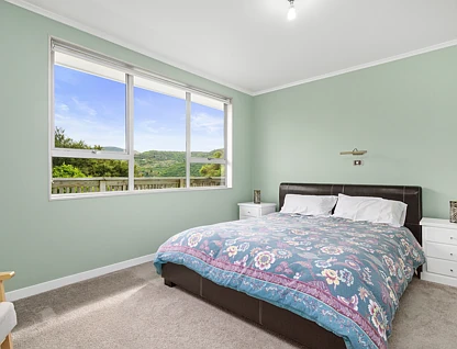 22 Castle Crescent, Stokes Valley, Lower Hutt City, 5房, 2浴, 独立屋