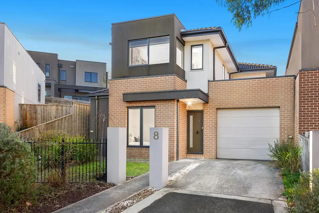 Mooroolbark 4 Slaapkamer Space, Comfort & Convenience in the Heart of Mooroolbark
