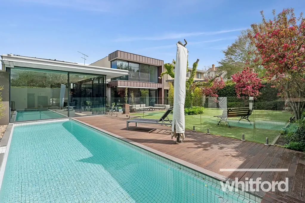10 Mercer Parade, Newtown, VIC 3220