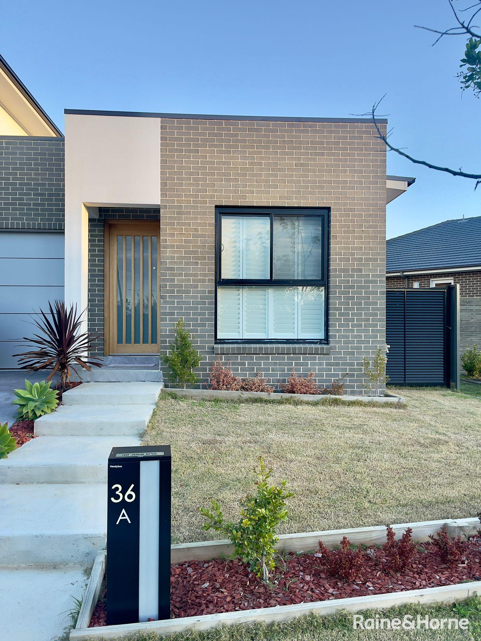 36A WILLIAMSON ST, ORAN PARK NSW 2570, 0部屋, 0バスルーム, House