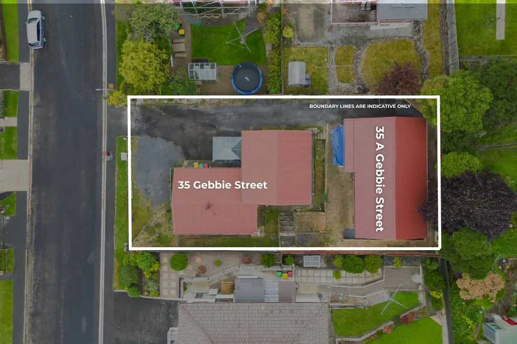 Mosgiel 6 Slaapkamer Two Properties - One title