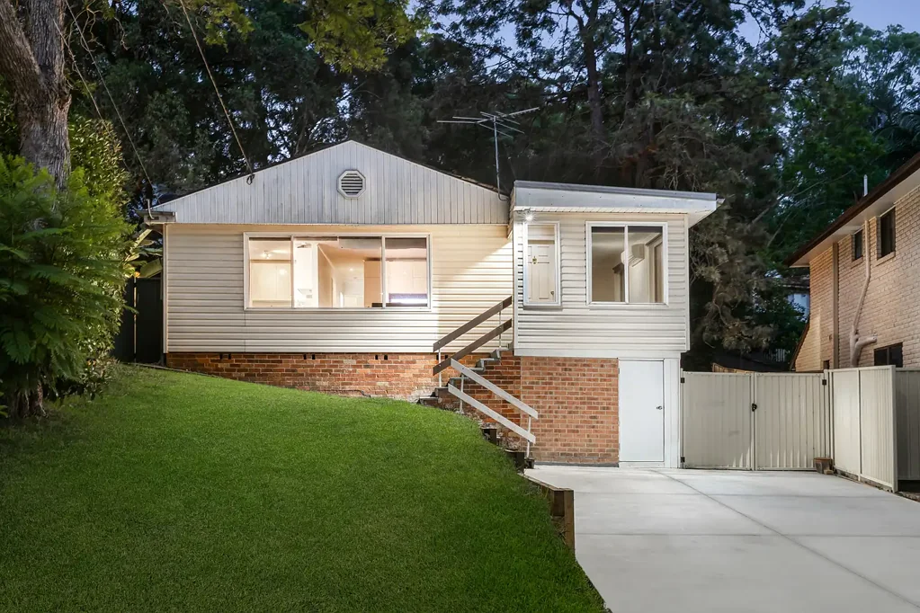 5 Cowan Close, Seven Hills, NSW 2147