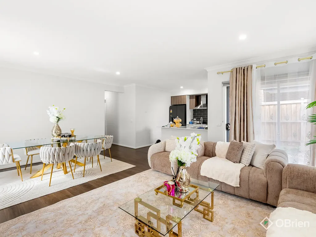 99 Plane Avenue, Mambourin, VIC 3024