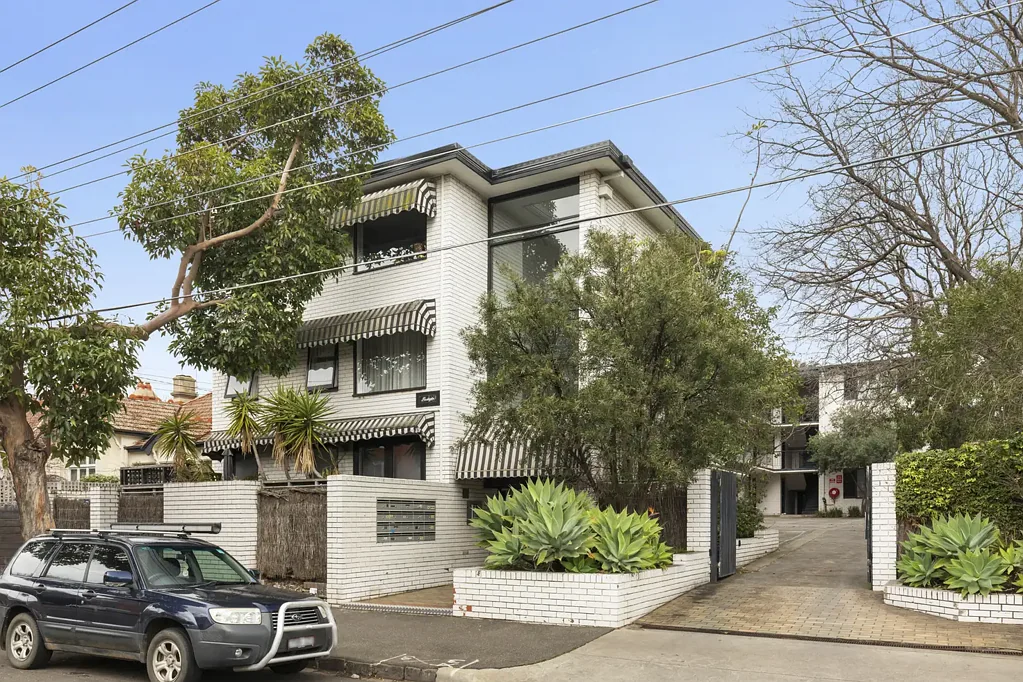 Stylish Living in the Heart of Elwood