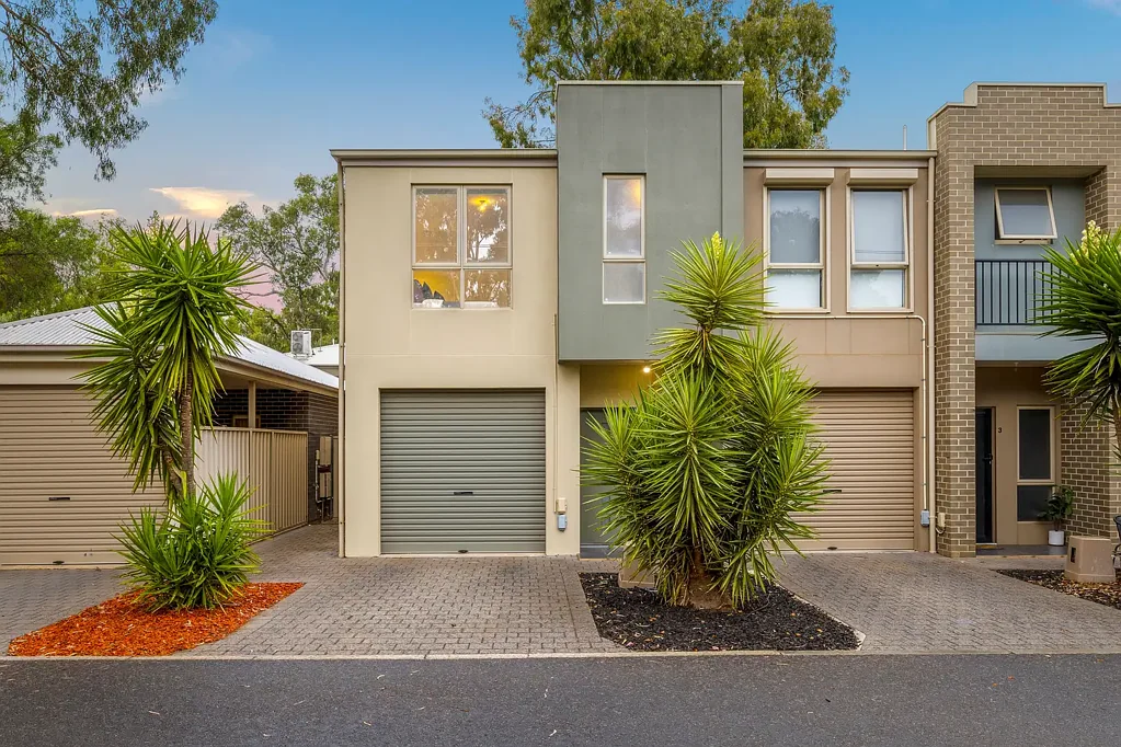 2/111 Kings Road, Salisbury Downs, SA 5108