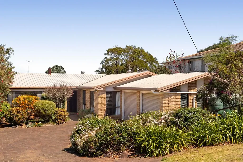 Mount Lofty 3બેડરૂમ A Premier Mount Lofty Address, Close to Everything