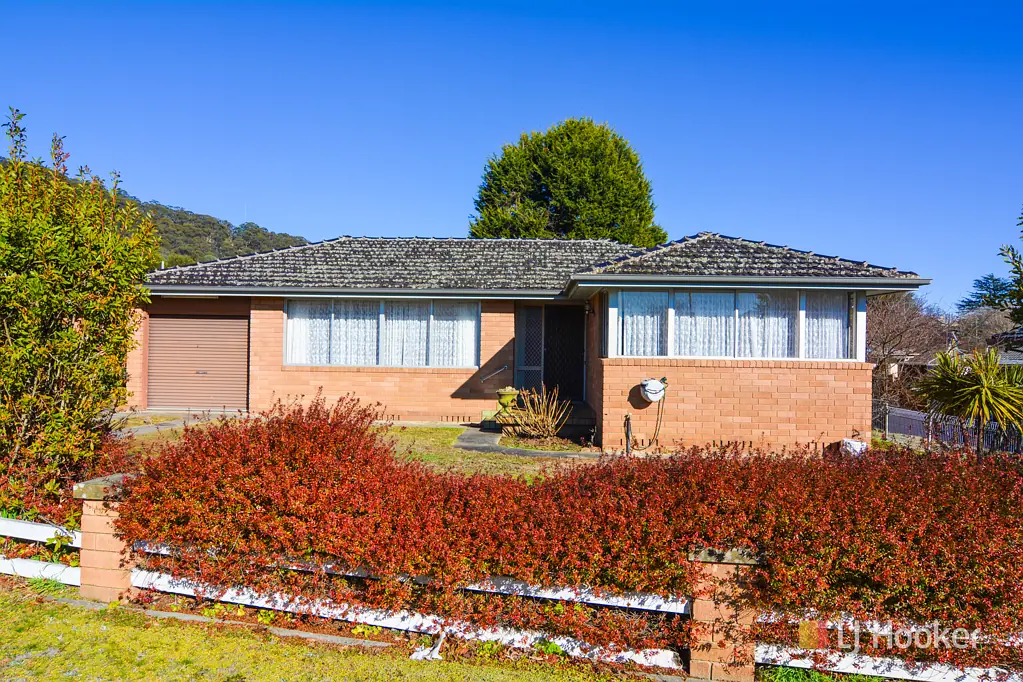 20 Wattle Grove, Lithgow, NSW 2790