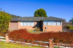 20 WATTLE GR, Lithgow