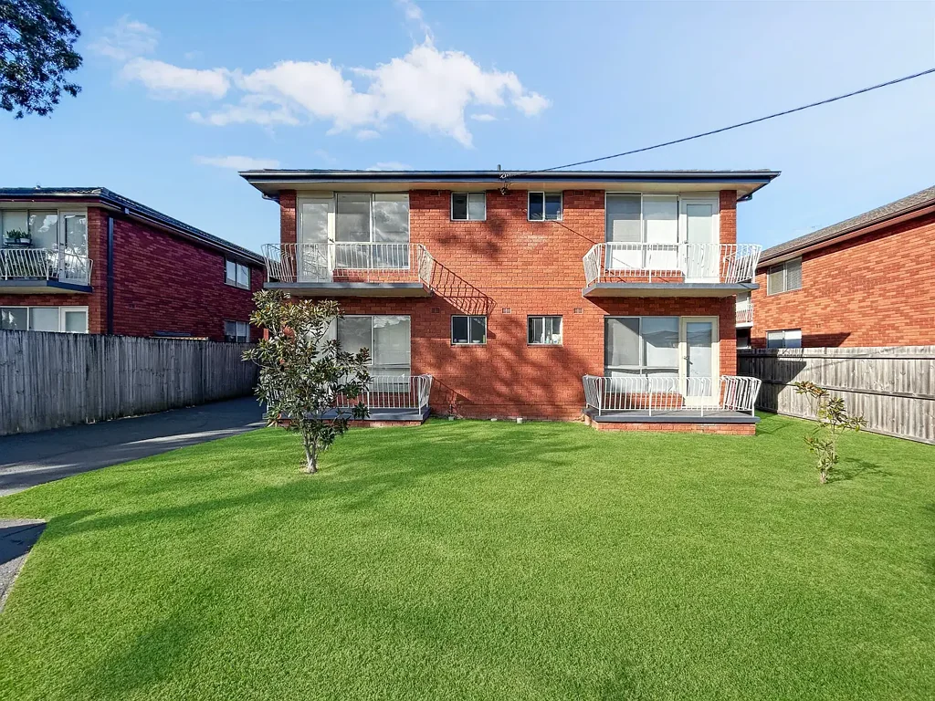 Modern Apartment in Convenient Location