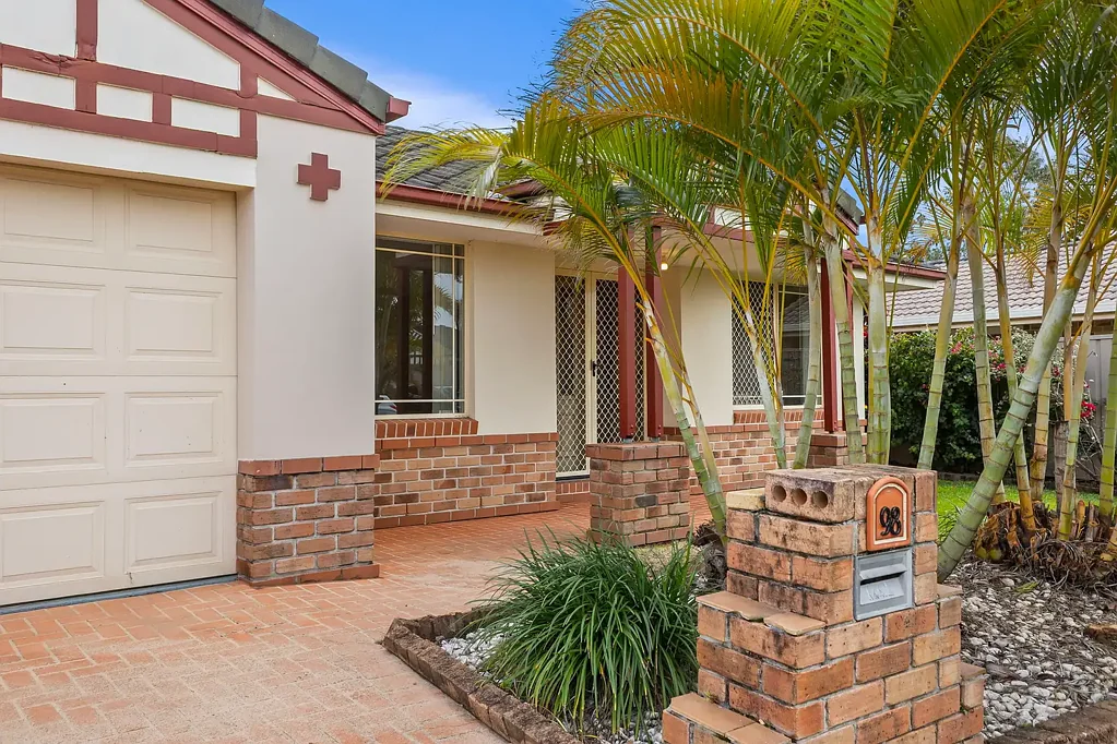 98 Silkyoak Circuit, Fitzgibbon, QLD 4018