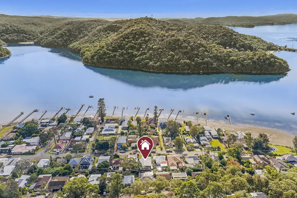 Woy Woy Bay 4ਬੈੱਡਰੂਮ Relaxed Lifestyle Retreat with Panoramic Brisbane Water Views.