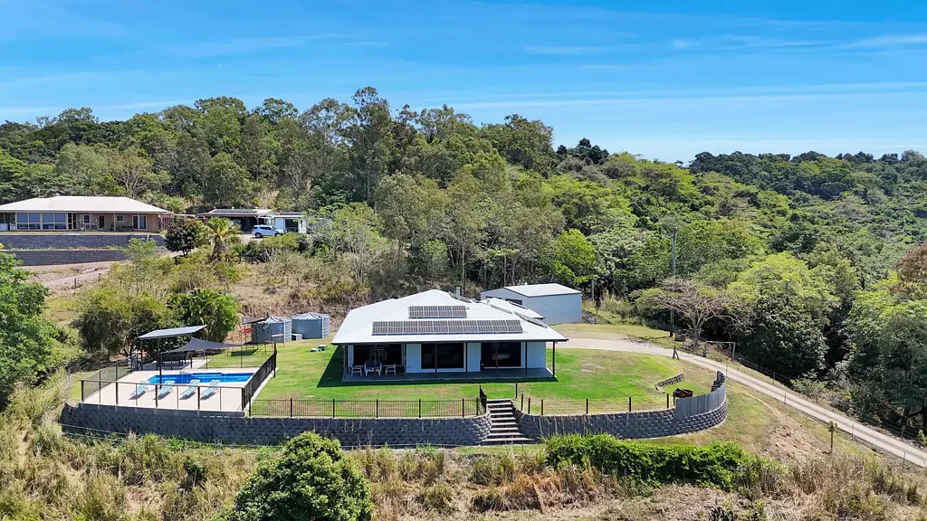 34 Seaview Court, Sarina, QLD 4737