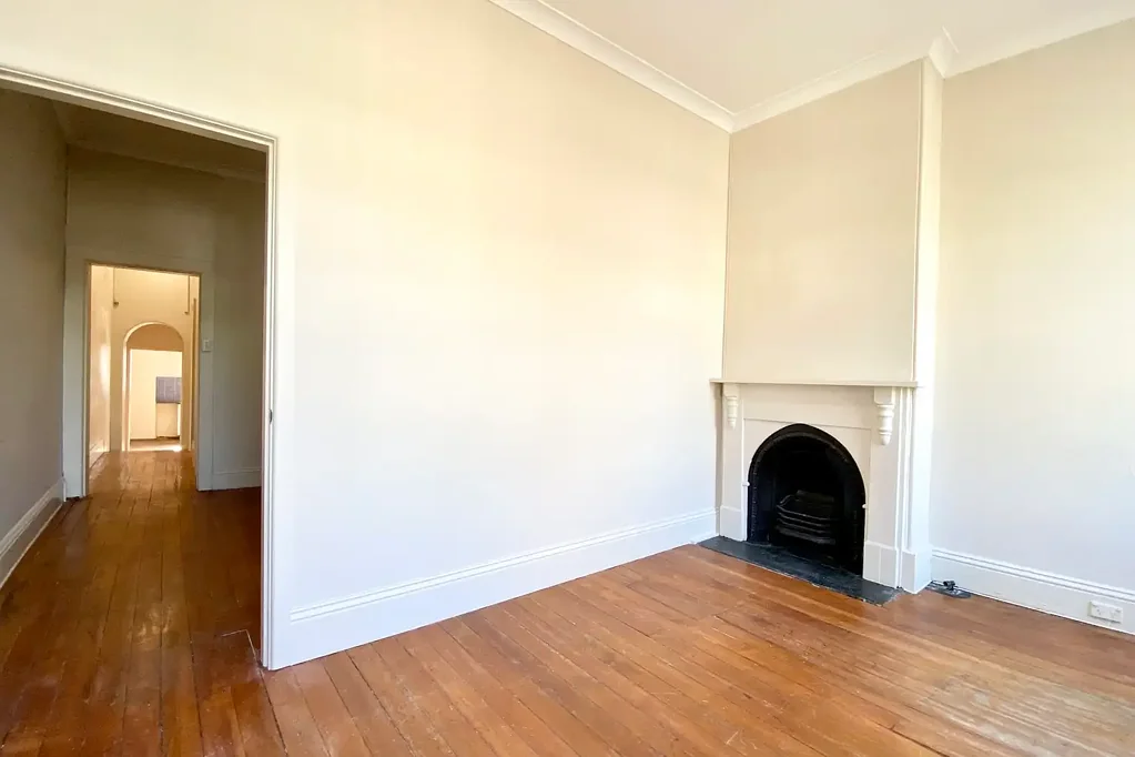 2 Bedroom Unit with Secure Parking