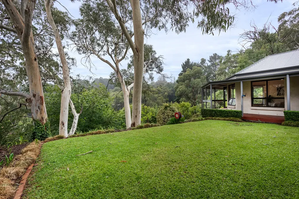 28 Sheoak Road, Crafers West, SA 5152