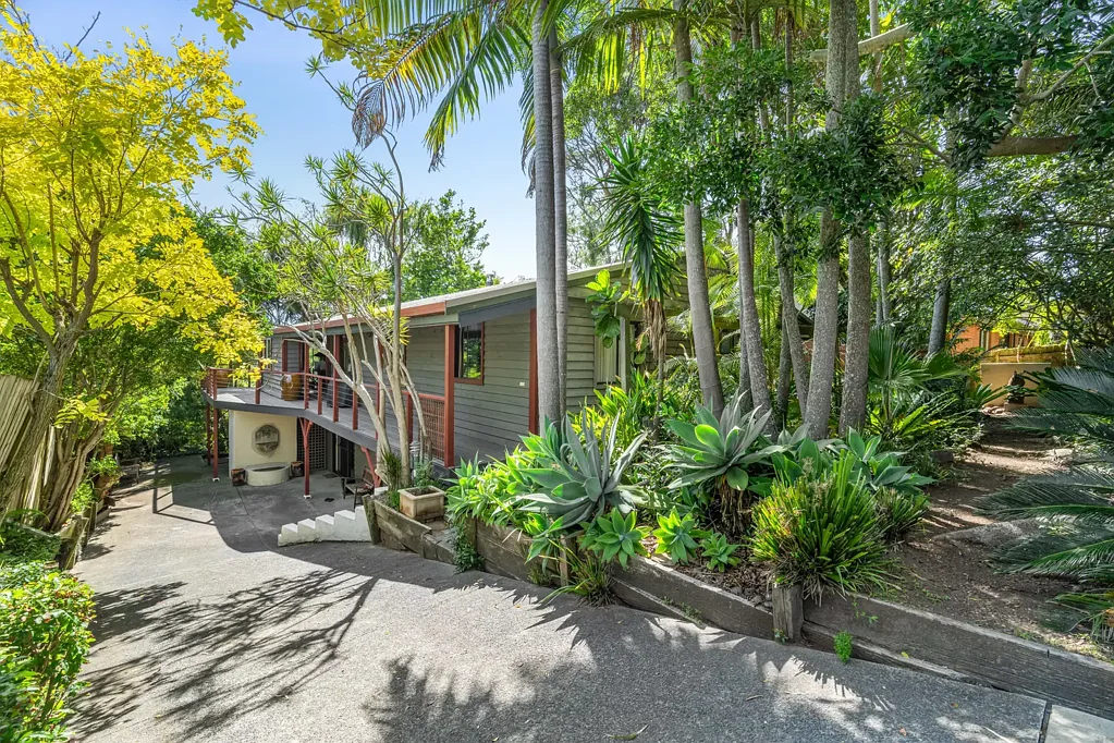 38 Ridgway Road, Avoca Beach, NSW 2251