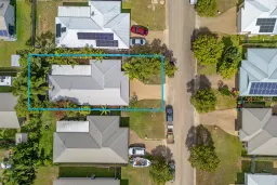 15 Lashmar Crescent, Deeragun