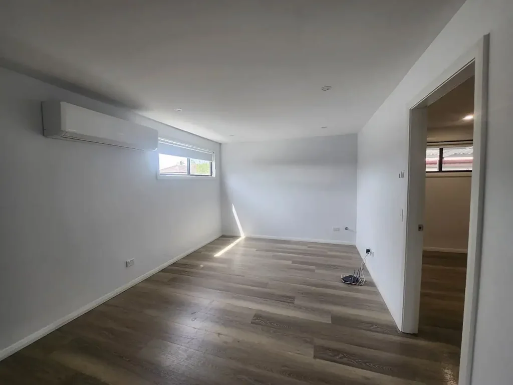 2 bedrooms Grannyflat in South Wentworthville