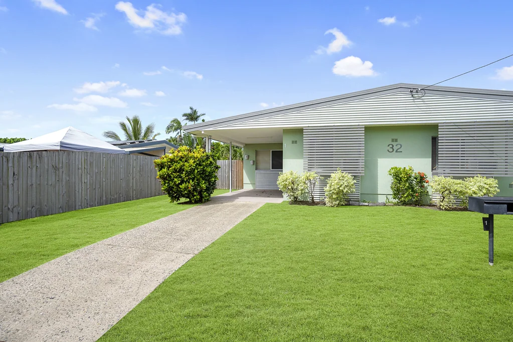 32 Mahogany Street, Manoora, QLD 4870