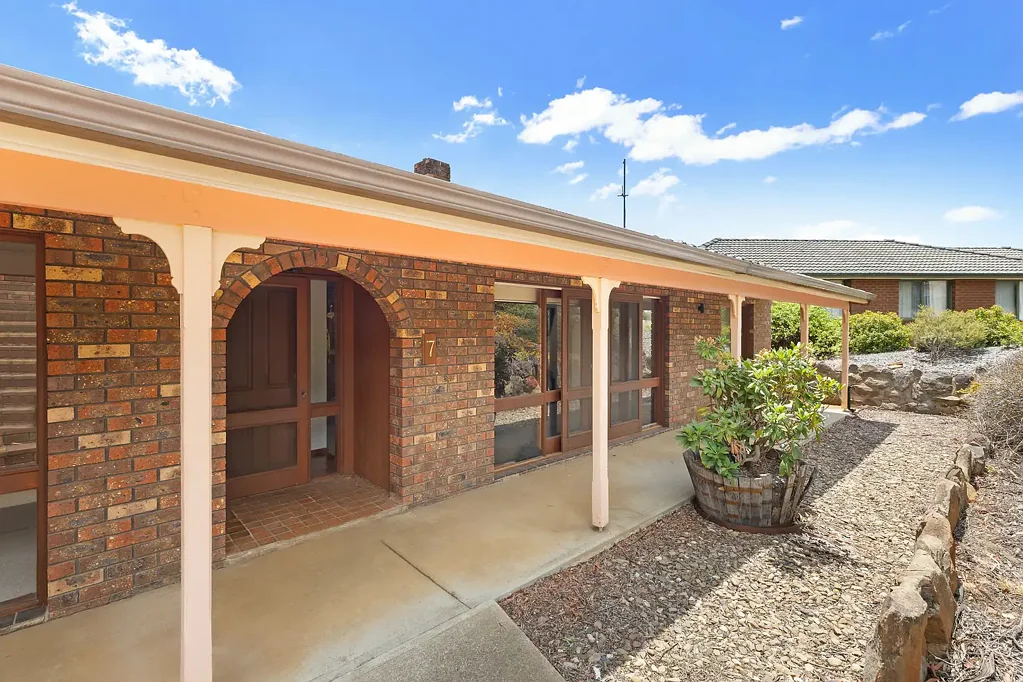 7 Windarra Place, Cooma, NSW 2630