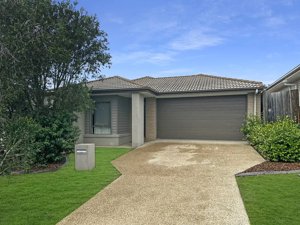 73 Valentine Circuit, Augustine Heights, QLD 4300