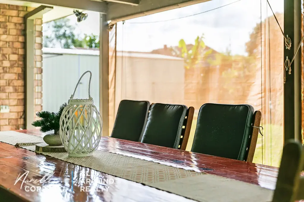 Caboolture 4Phòng ngủ CONVENIENT LOCATION + POTENTIAL SIDE ACCESS FOR A BOAT OR VAN