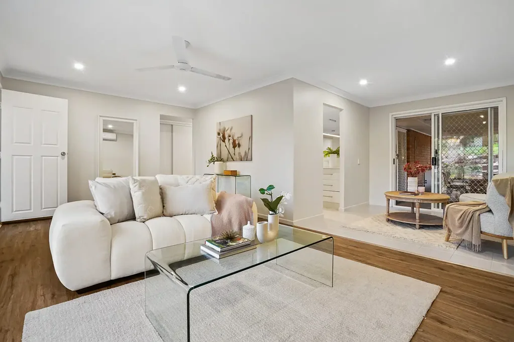 Bundamba 4房 全面翻新的宽敞地块家庭住宅 Fully Renovated Family Home on a Spacious Block