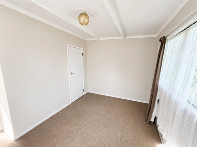 1 Bedroom House - with a carport
