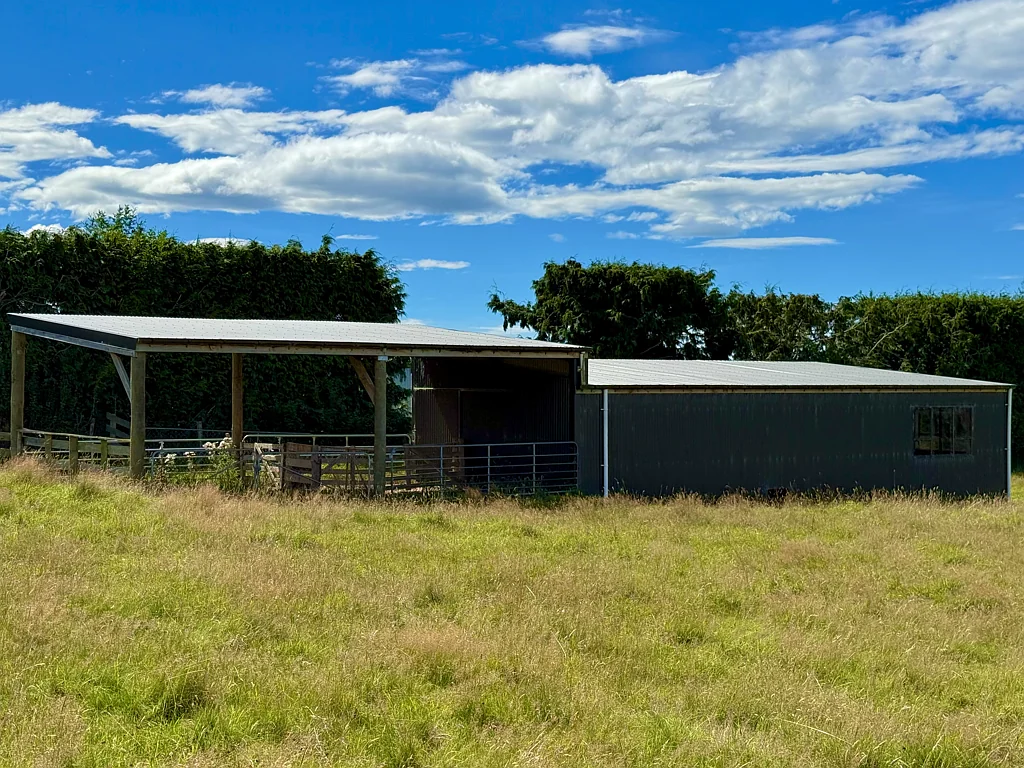 Duntroon Shed with Land Opportunity