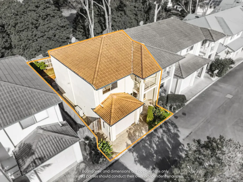 Manly West 3房 现代3卧室联排别墅 - 全空调 Modern 3 Bedroom Townhouse - Ducted Air Conditioned