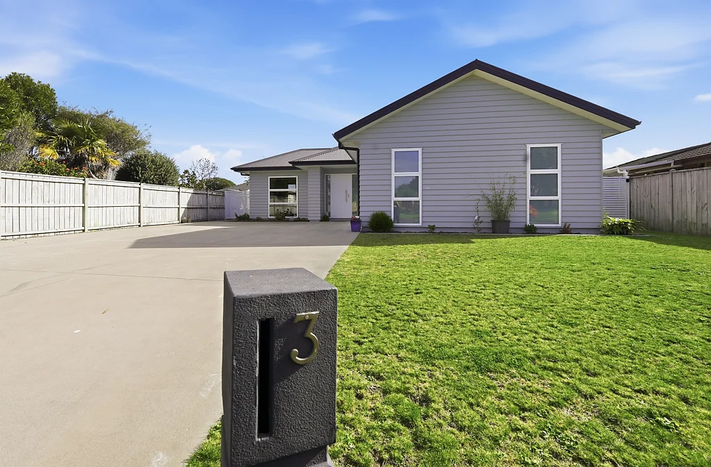 Papamoa 3Phòng ngủ Modern, Spacious & Perfectly Positioned family home.