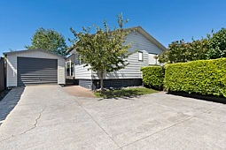 69A Kervil Avenue, Te Atatu Peninsula
