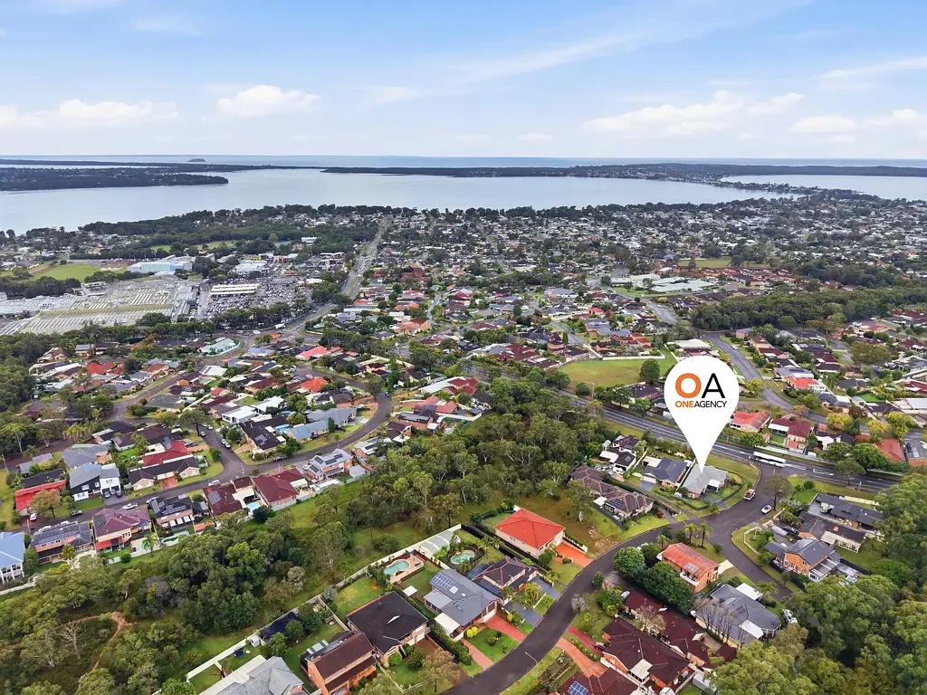 Lake Haven 4ห้องนอน Stylish Family Home in Lake Haven with Double Garage