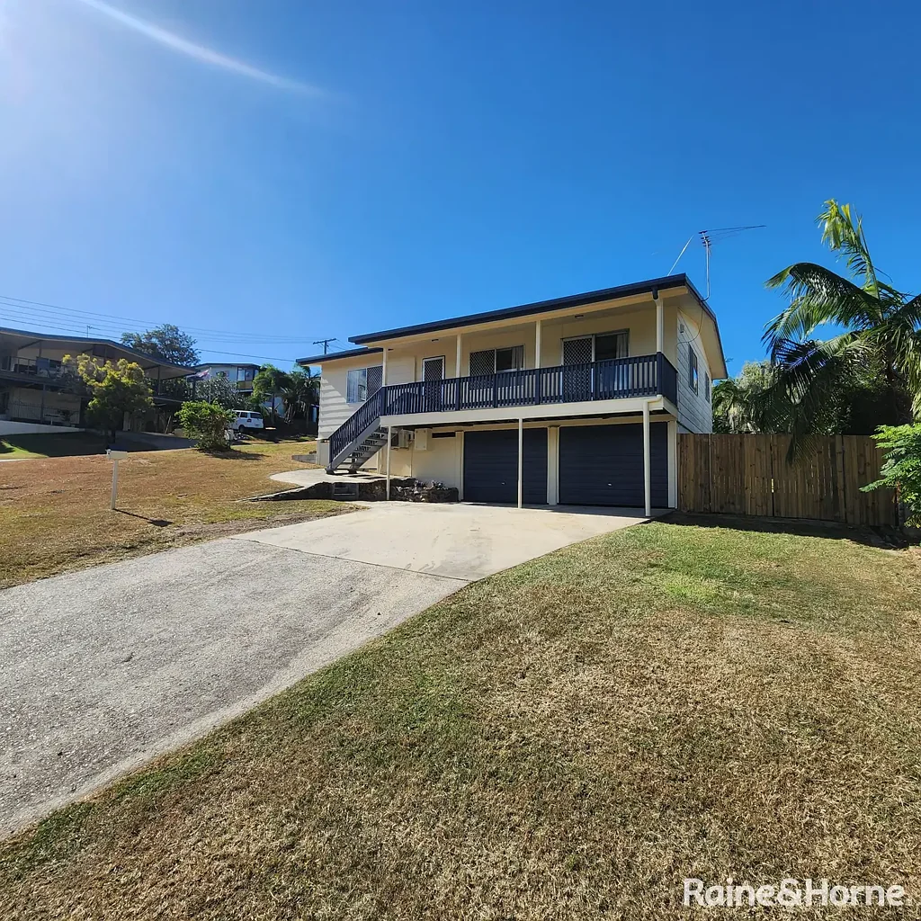 Family Home in Prime Location!