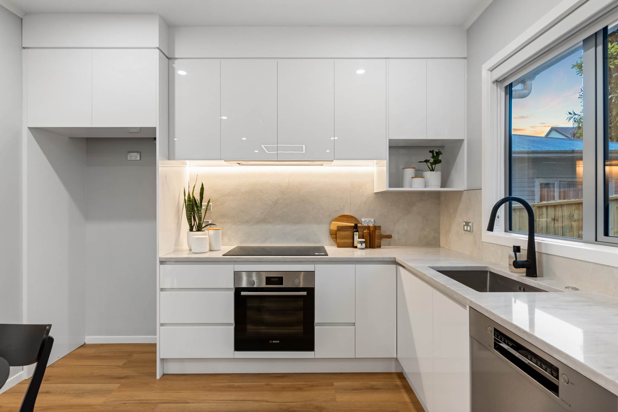 7 Hillsborough Road, Mount Roskill, photo 4