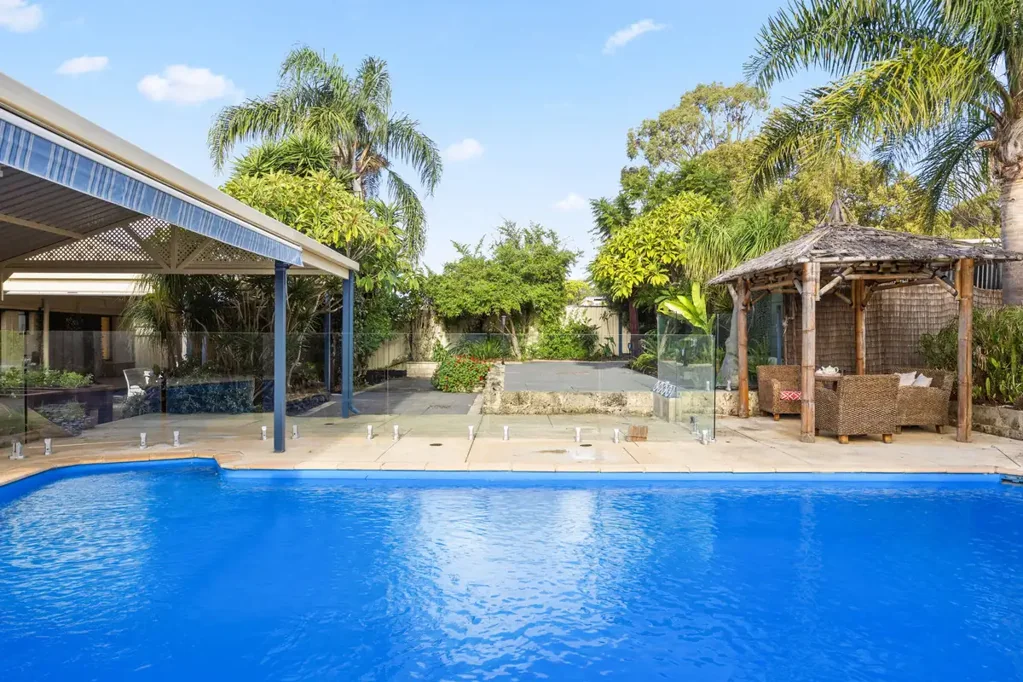 Calista 3ห้องนอน Why: Because this incredible hidden gem offers a true garden paradise, with lush poolside surrounds for entertaining and inviting interior living