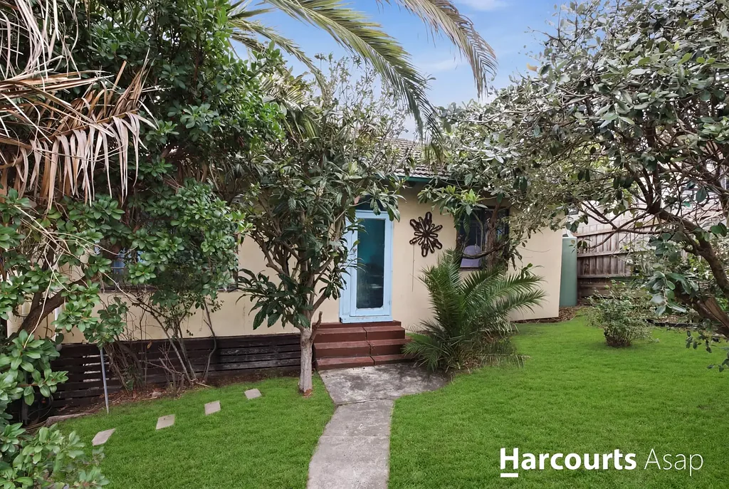 Doveton 2ਬੈੱਡਰੂਮ Affordable Opportunity with Endless Potential in a Convenient Corner Location