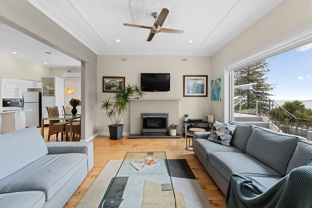 Mccracken 4 Slaapkamer 905 sqm with panoramic sea views