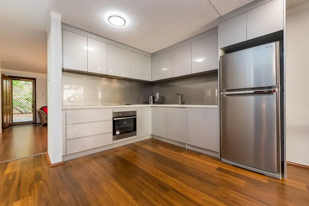 Maylands 3房  Villa in Small Group of 6