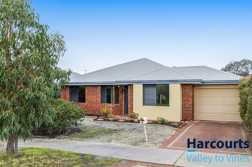 8 Karbar Pass, Ellenbrook, WA 6069